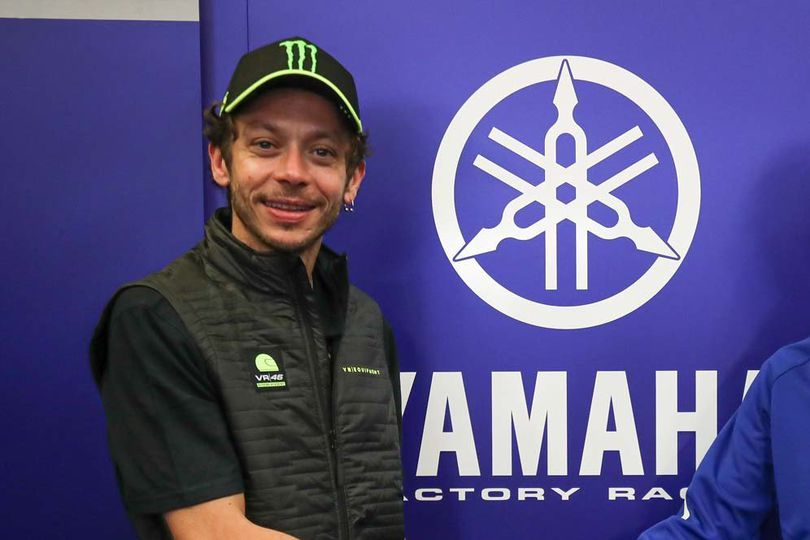 Sudah Pensiun dari MotoGP, Valentino Rossi Kini Resmi Jadi Duta Yamaha