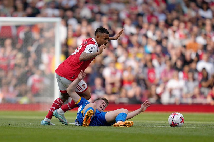 Hasil, Klasemen, dan Top Skor Liga Inggris: Duo Manchester Menang, Chelsea Imbang, Arsenal Keok! Hasil, Klasemen, dan Top Skor Liga Inggris: Duo Manchester Menang, Chelsea Imbang, Arsenal Keok!