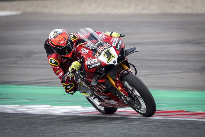 Hasil FP3 WorldSBK Inggris: Alvaro Bautista Kalahkan Catatan Waktu Toprak Razgatlioglu