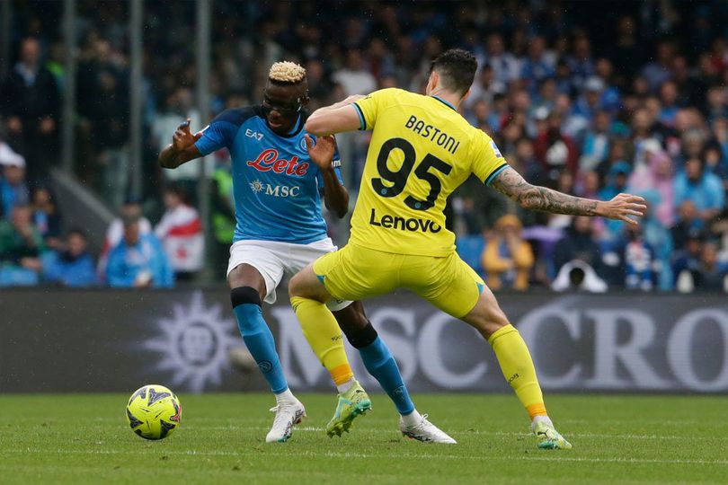 Napoli Ngotot Pertahankan Victor Osimhen 