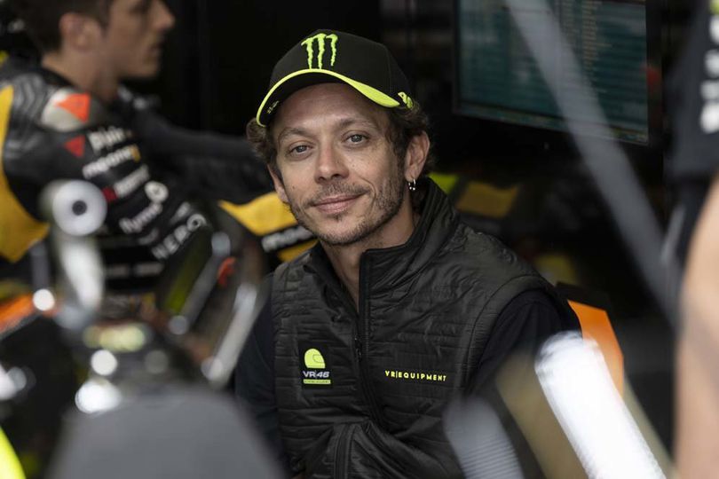 Sang Putri Mulai Belajar Naik Motor, Valentino Rossi Siapkan Penerus di MotoGP?