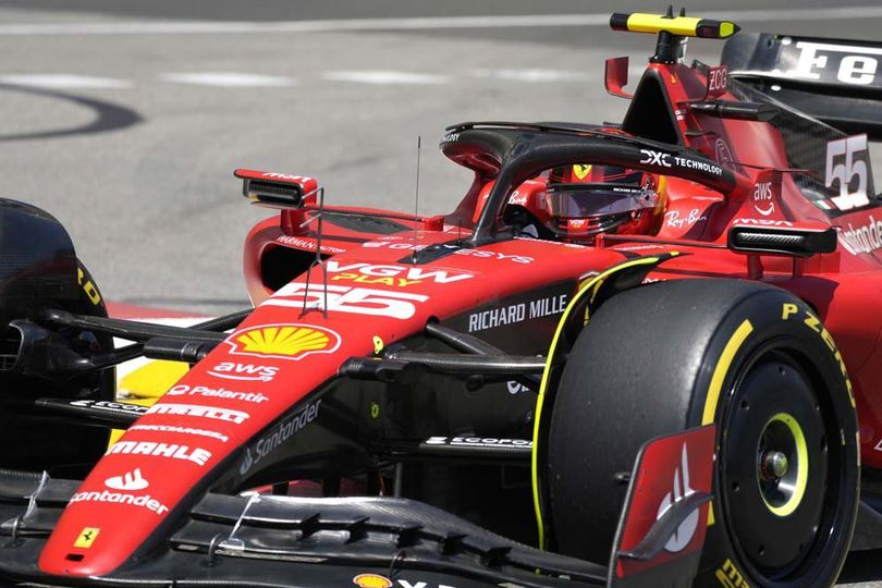 GP Singapura F1, TL2: Carlos Sainz termina no topo da tabela de