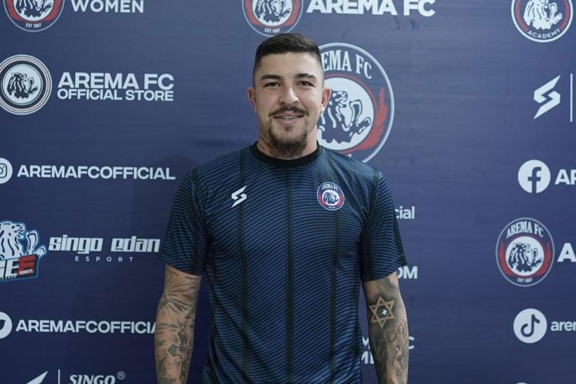 Tambah Amunisi Asing, Arema FC Daratkan Gelandang Brasil