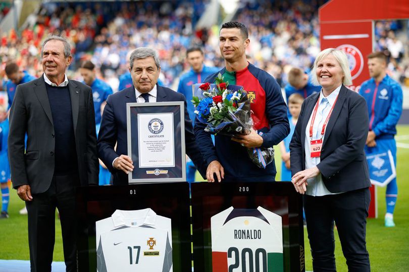 Wow! Cristiano Ronaldo Catatkan 200 Penampilan Bersama Portugal, Lagi-Lagi Bukukan Rekor Guinness Wow! Cristiano Ronaldo Catatkan 200 Penampilan Bersama Portugal, Lagi-Lagi Bukukan Rekor Guinness