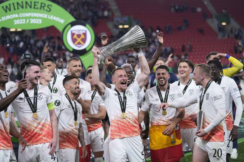 Juara Conference League, Declan Rice Bahagia Bersama West Ham