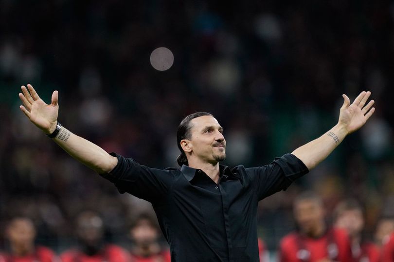 Bahkan Dewa Menangisi Momen Pensiunnya Zlatan Ibrahimovic