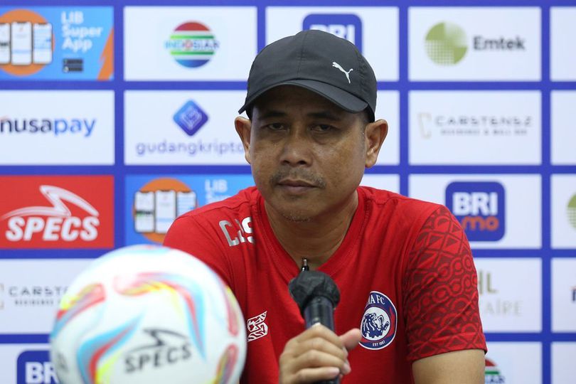 Pelatih Arema FC Beber Biang Kekalahan Anak Asuhnya dari Bali United