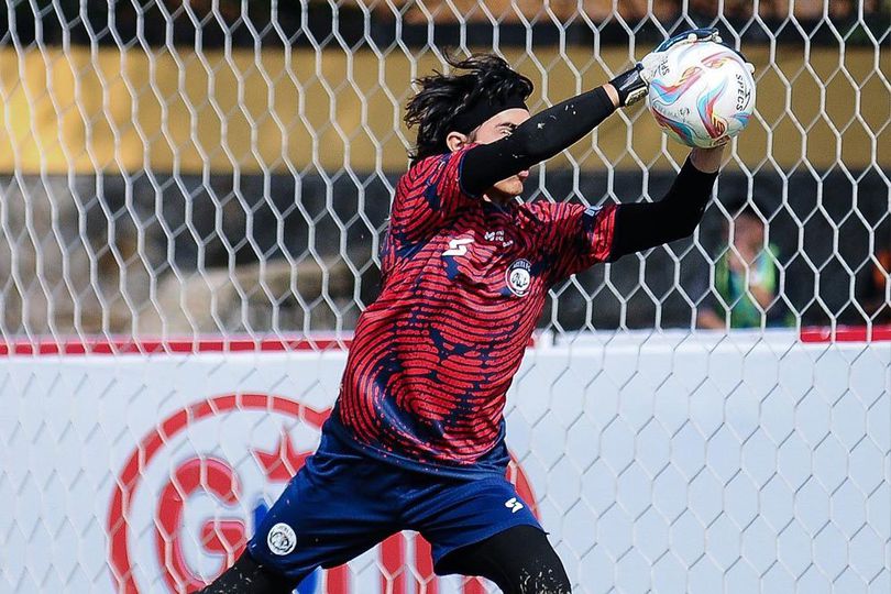 Animo Suporter Jadi Tambahan Motivasi Kiper Anyar Arema FC