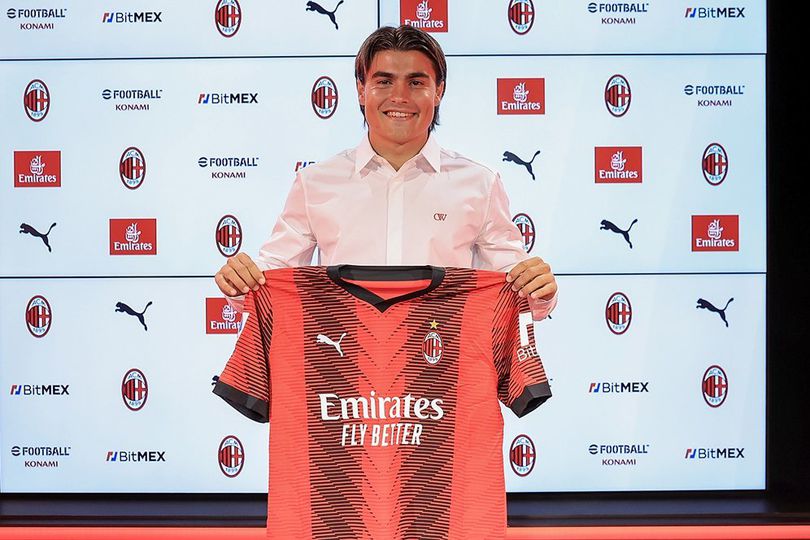 AC Milan Resmi Ikat Luka Romero hingga 2027 AC Milan Resmi Ikat Luka Romero hingga 2027
