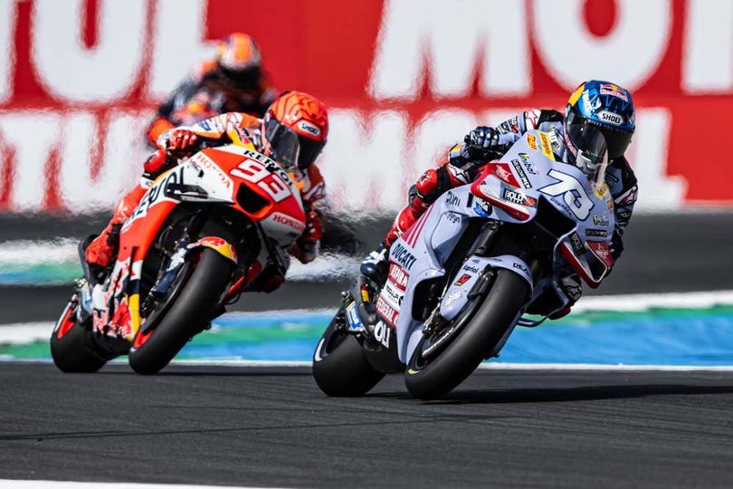 Perbedaan Kontrak Pabrikan dan Kontrak Tim MotoGP: Mengapa Marc Marquez Tak Terikat Ducati? Perbedaan Kontrak Pabrikan dan Kontrak Tim MotoGP: Mengapa Marc Marquez Tak Terikat Ducati?