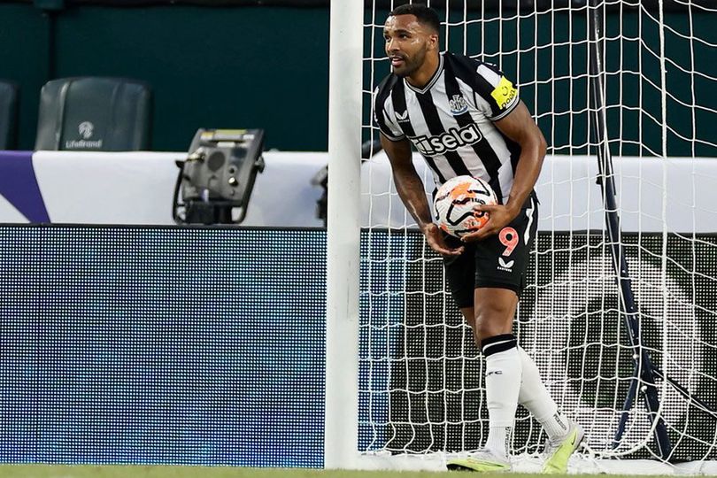 Saingi MU, Chelsea Juga Kejar Callum Wilson