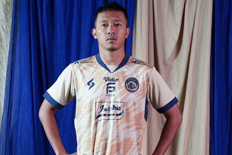 Sempat Tertunda, Arema FC Luncurkan Jersey Ketiga