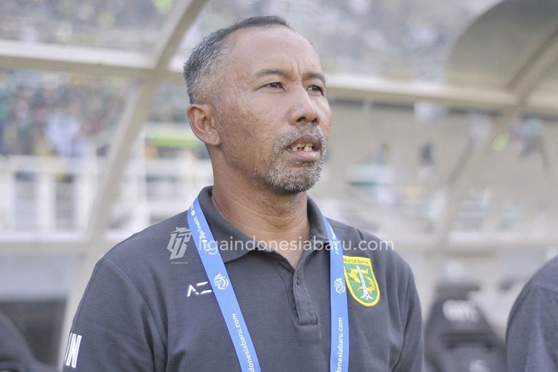 Cara Kerja Uston Nawawi di Persebaya: Main Bagus Kalau gak Menang, gak Dapat Tiga Poin!