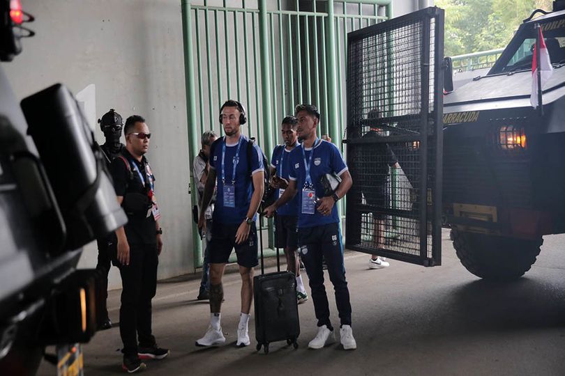 Skuad Persib Bandung Tiba dengan Barracuda Jelang Hadapi Persija Skuad Persib Bandung Tiba dengan Barracuda Jelang Hadapi Persija