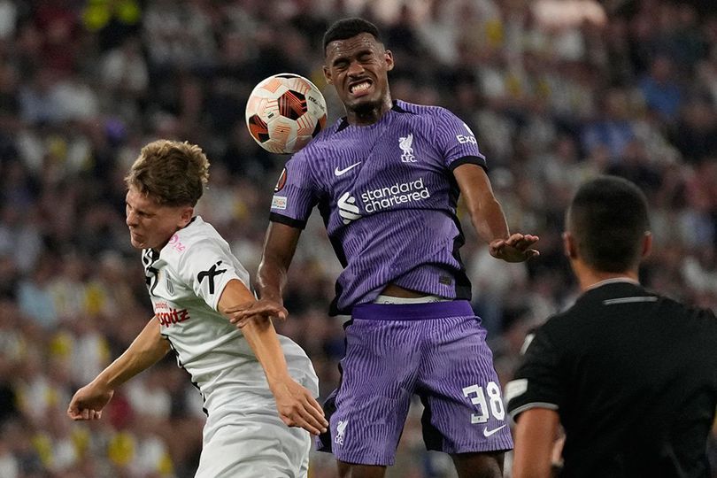Debut Starter Gravenberch di Liverpool: Bagus, tapi Kadang Ceroboh