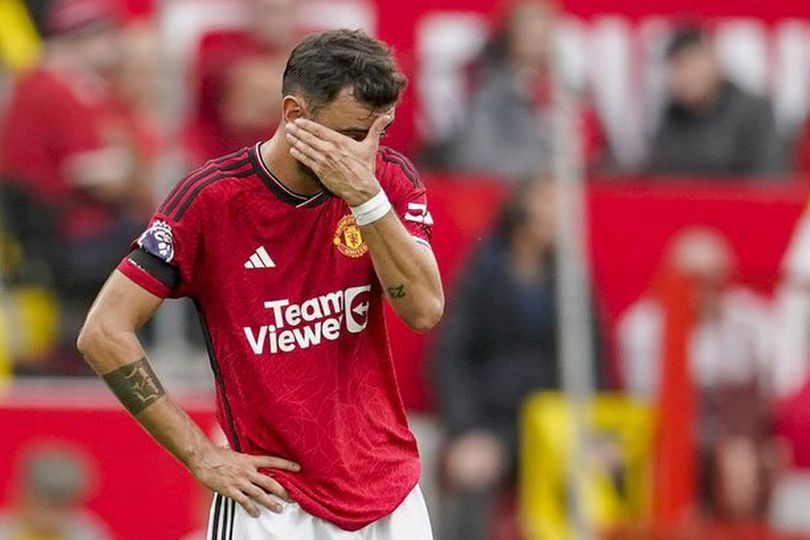 Kekecewaan Pemain Manchester United Setelah Dipecundangi Brighton and Hove Albion Kekecewaan Pemain Manchester United Setelah Dipecundangi Brighton and Hove Albion
