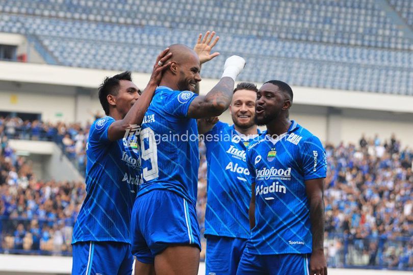 Terobosan Persib dan Prawira Harum Bandung Jaga Kesehatan Pemain