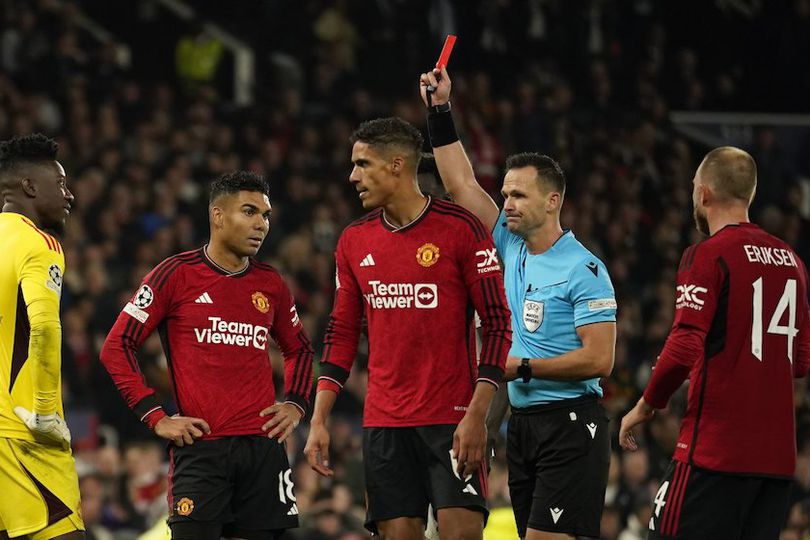 Blunder Andre Onana Bikin Casemiro Kena Kartu Merah dan MU Kalah Blunder Andre Onana Bikin Casemiro Kena Kartu Merah dan MU Kalah