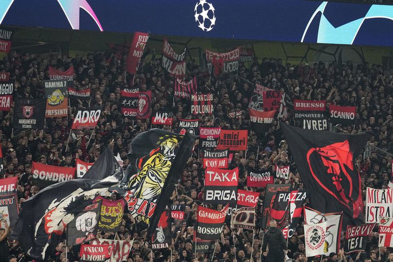 Musim 2 Mahkota: Ketika AC Milan Menjuarai Coppa Italia dan Menaklukkan Eropa Musim 2 Mahkota: Ketika AC Milan Menjuarai Coppa Italia dan Menaklukkan Eropa