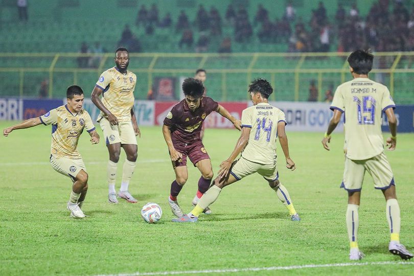 Hasil PSM Makassar vs Arema FC: Skor 3-0