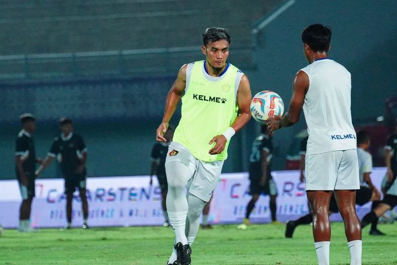 Resmi: Persik Kediri Lepas Gunawan Dwi Cahyo