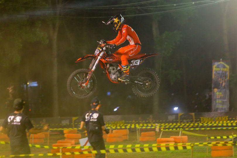 Hari Pertama Seri ke-6 Trial Game Dirt 2023: Para Crosser Mengatur Strategi Taklukkan Sirkuit Rampal Malang