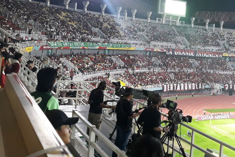 Datang dari Malang, Suporter Santri Ikut Mewarnai Perjuangan Timnas Indonesia di Piala Dunia U-17 2023