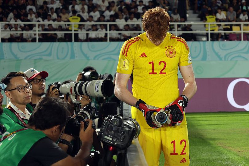 Sempat Lihat Contekan, Kiper Timnas Jerman U-17 Jadi Pahlawan Kemenangan Timnya di Final Piala Dunia U-17 2023 Sempat Lihat Contekan, Kiper Timnas Jerman U-17 Jadi Pahlawan Kemenangan Timnya di Final Piala Dunia U-17 2023