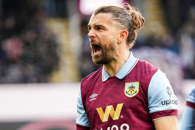 Gol Kilat 15 Detik Jay Rodriguez dan Kemenangan 5-0 Burnley