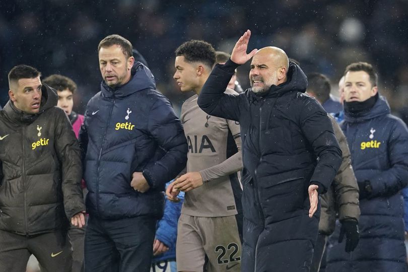 Bawa Nama Mikel Arteta, Kepala Dingin Pep Guardiola Saat Komentari Kontroversi Wasit Simon Hooper