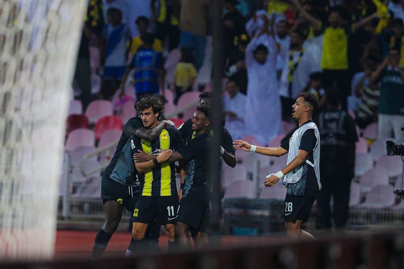 Sem Benzema, Al-Ittihad vence Sepahan pela Liga dos Campeões Asiática -  Lance!