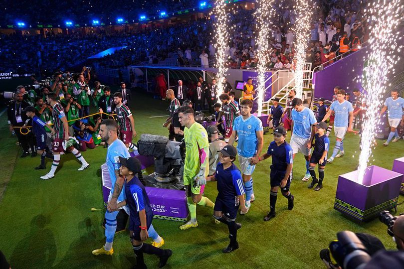 Fabio si Legenda 44 Tahun: Kiper Tertua di CWC 2025 yang Tidur 3 Jam Sehari Fabio si Legenda 44 Tahun: Kiper Tertua di CWC 2025 yang Tidur 3 Jam Sehari