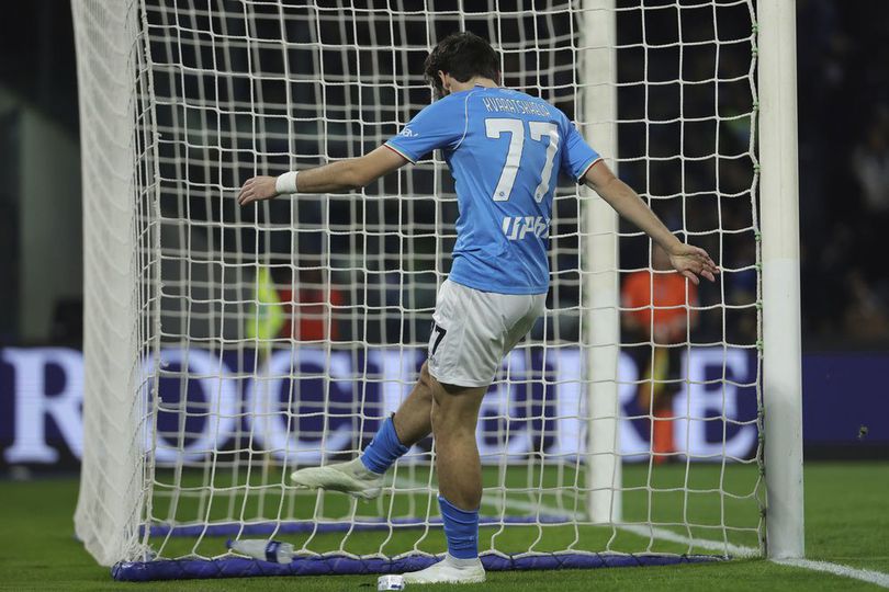 Napoli, Bangkit atau Tersungkur lagi? Napoli, Bangkit atau Tersungkur lagi?