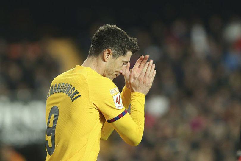 Rapor Pemain Barcelona Saat Imbang Lawan Valencia: Robert Lewandowski Lupa Cara Bikin Gol!