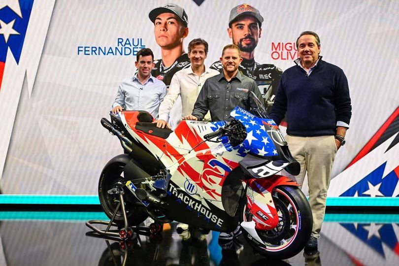 Tim NASCAR milik Rapper Pitbull Resmi Join MotoGP 2024, Jadi Tim Satelit Baru Aprilia