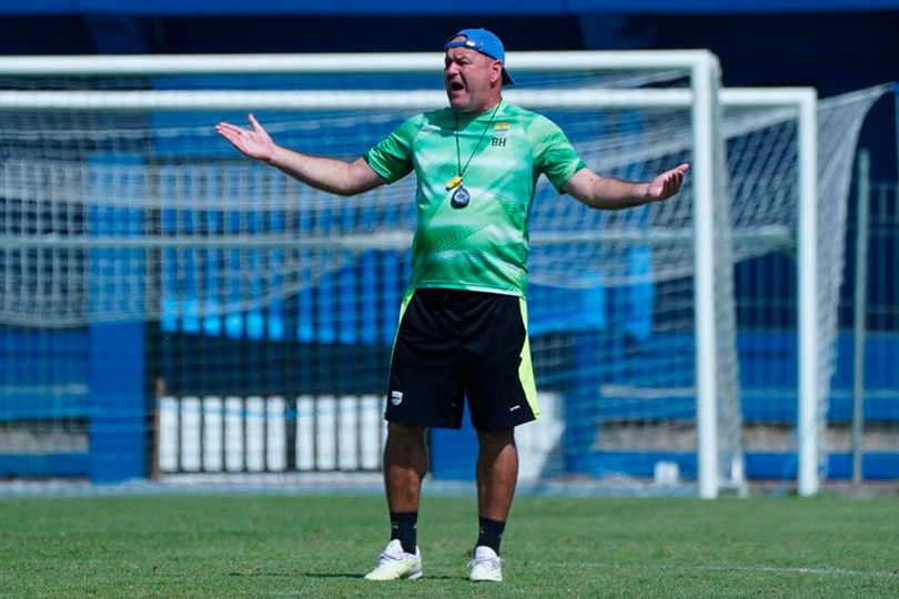 Bojan Hodak 'Siksa' Pemain Persib Bandung dengan Latihan Keras