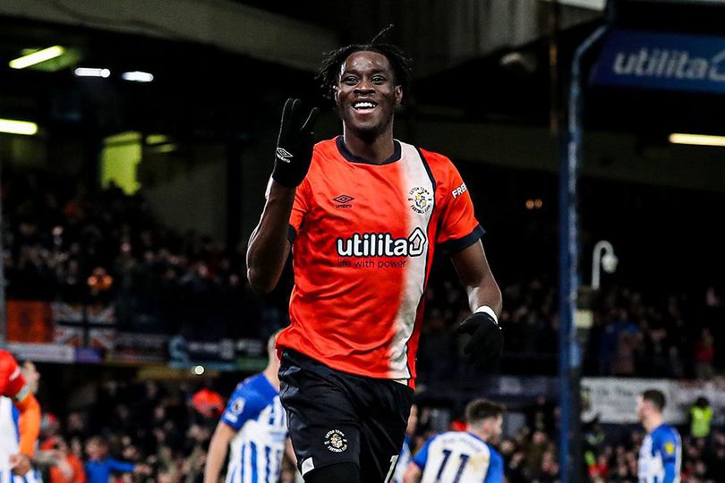 Baru Cetak Hatrrick, Striker Luton Town ini Ternyata Punya Nama Unik dengan 7 Kata Baru Cetak Hatrrick, Striker Luton Town ini Ternyata Punya Nama Unik dengan 7 Kata
