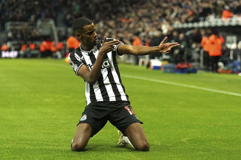 Newcastle Lepas Alexander Isak ke Arsenal? Kata Siapa Tuh?