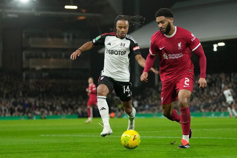 Aston Villa Ramaikan Perburuan Joe Gomez dari Liverpool