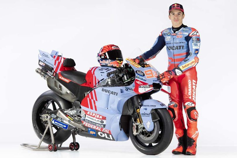 Tanpa Sponsor Utama, Pakai Warna Lama: Pesan Spesial dari Tak Berubahnya Corak Gresini Racing di MotoGP 2024 Tanpa Sponsor Utama, Pakai Warna Lama: Pesan Spesial dari Tak Berubahnya Corak Gresini Racing di MotoGP 2024