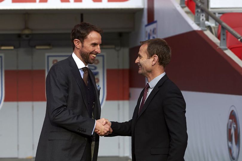 Bukan Pelatih Top, Ngapain MU Kejar Gareth Southgate?