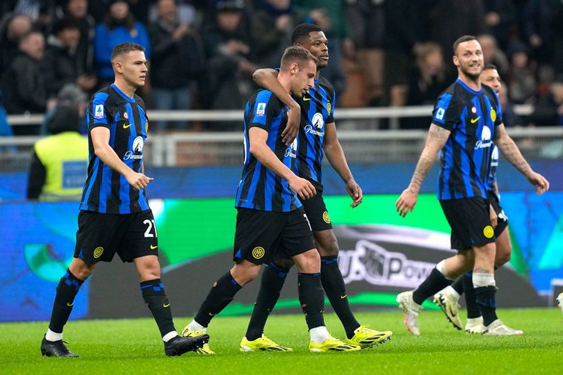 Menunggu Waktu Penyematan Bintang ke-2 di Logo Inter Milan Menunggu Waktu Penyematan Bintang ke-2 di Logo Inter Milan