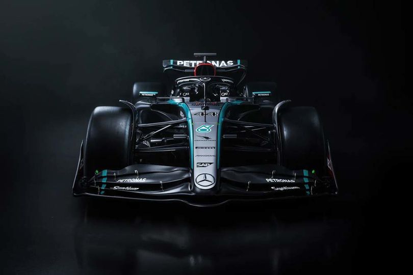 Foto: Mercedes Pamer Corak Mobil Formula 1 2024 Jelang Ditinggal Lewis Hamilton ke Ferrari