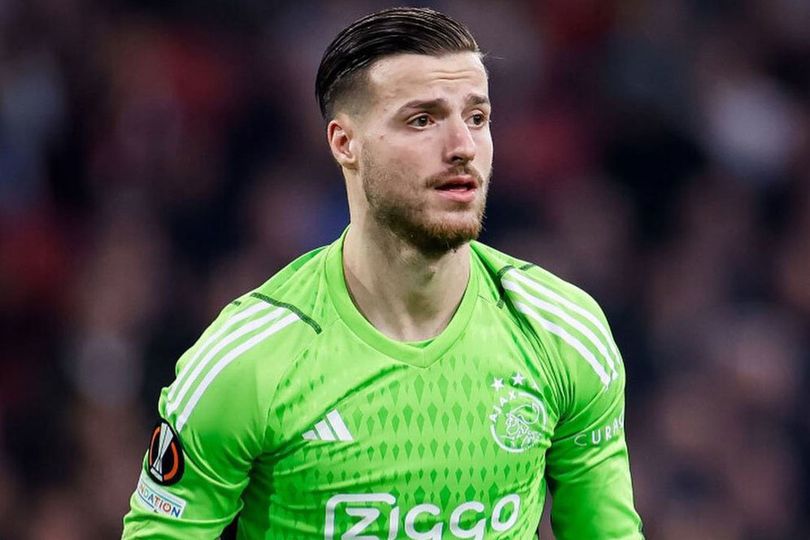 Satu Lagi Pemain Ajax Bakal Berlabuh ke Manchester United