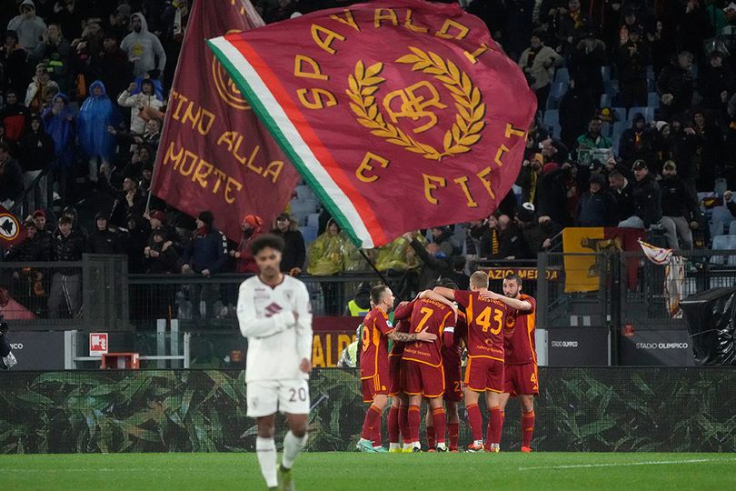 Paulo Dybala Hattrick, AS Roma Bungkam Torino 3-2 Paulo Dybala Hattrick, AS Roma Bungkam Torino 3-2