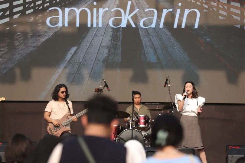 Hari Kedua KapanLagi Buka Bareng BRI Festival 2024 Diwarnai Konser Musik dan Tausiyah Meriah