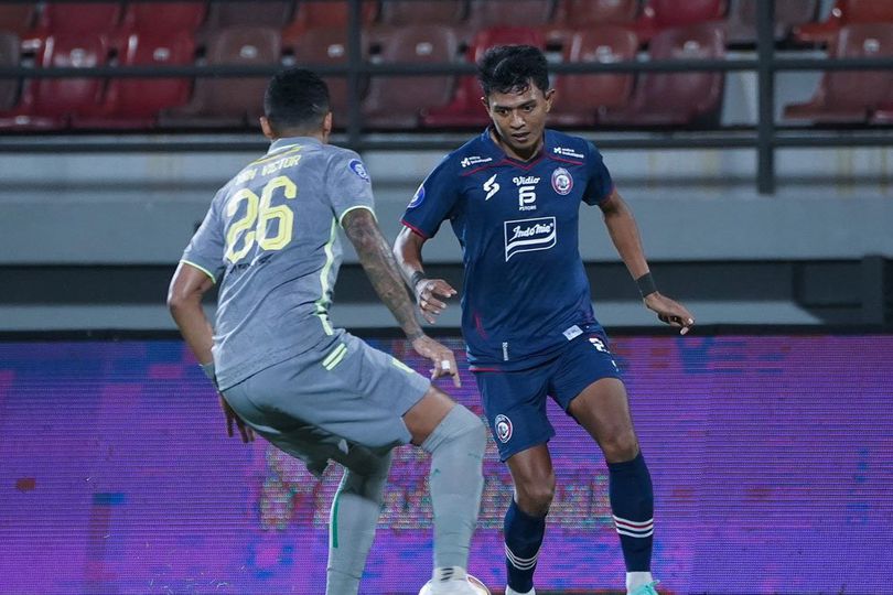 Terbebani Wajib Menang, Biang Kekalahan Arema FC dari Persebaya Surabaya