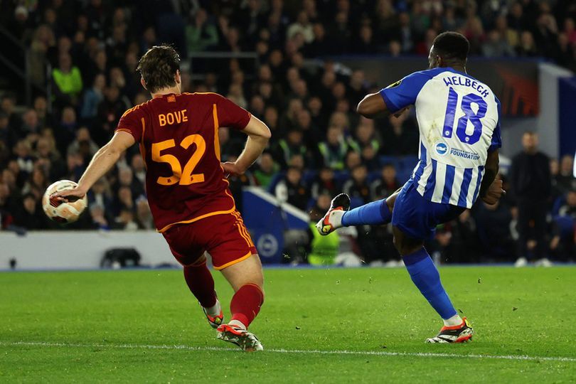 Man of the Match Brighton vs AS Roma: Danny Welbeck