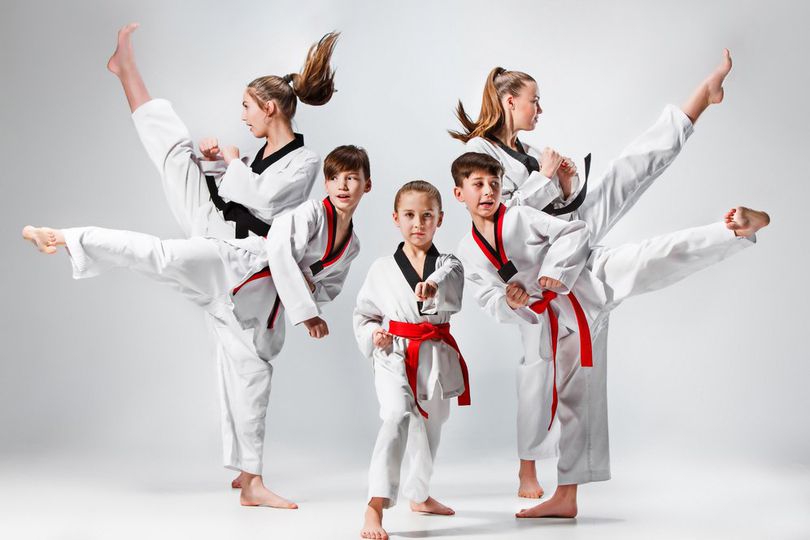Karate: Sejarah, Teknik Dasar, dan Urutan Sabuk