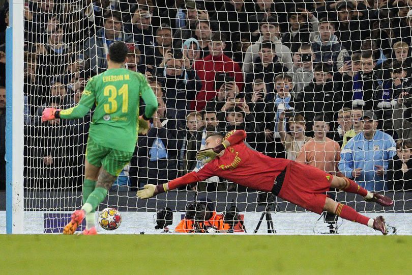 Andriy Lunin Bicara Soal Masa Depannya di Real Madrid, Bertahan atau Cabut?